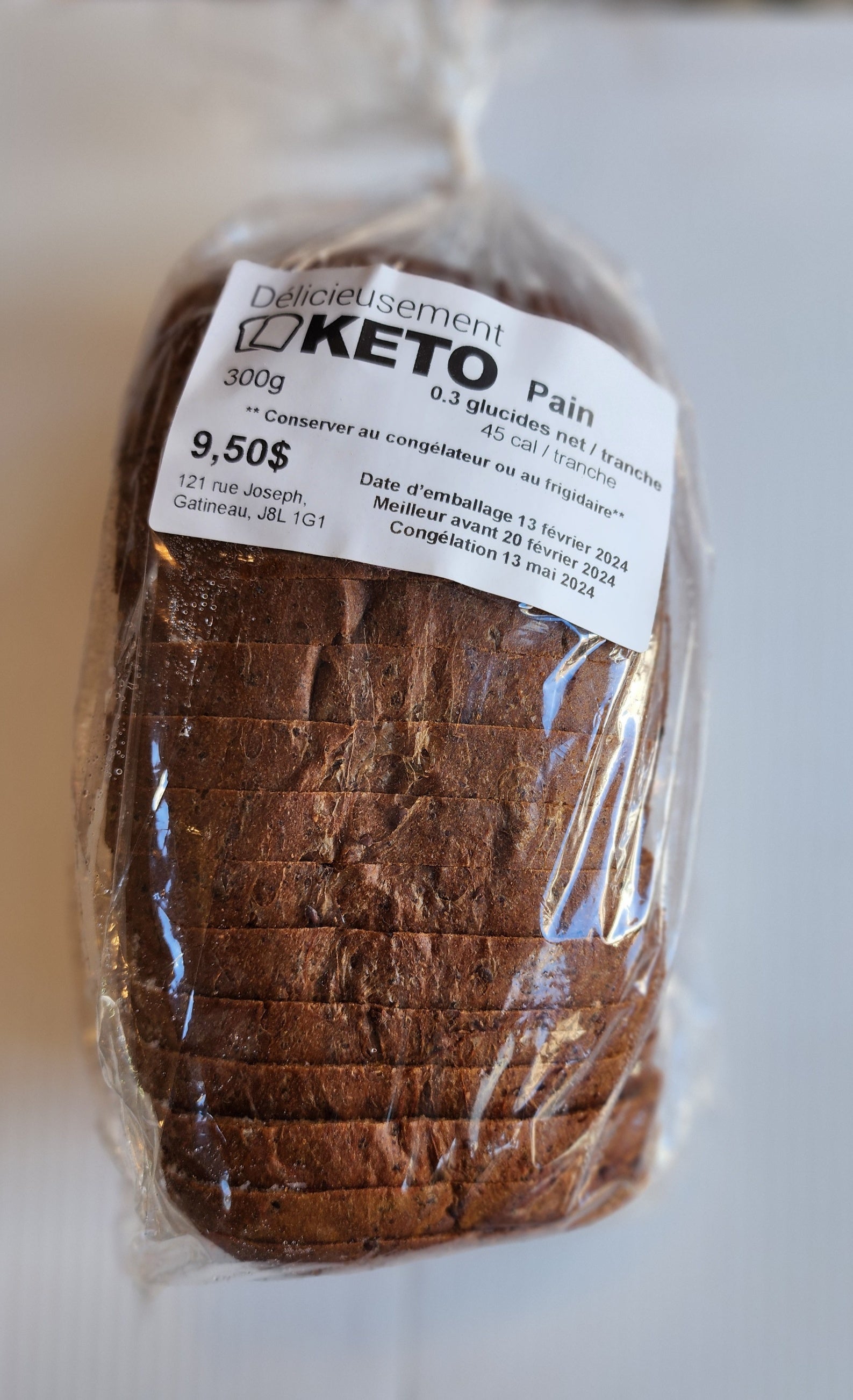 Pain tranché delicieusement keto