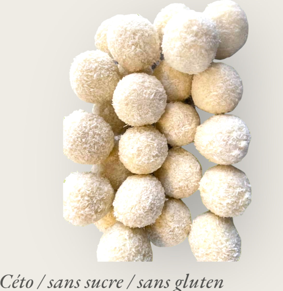Délices et Carées(saveurs: fraises, chocolat Noisettes, Noix de coco, carées fraises